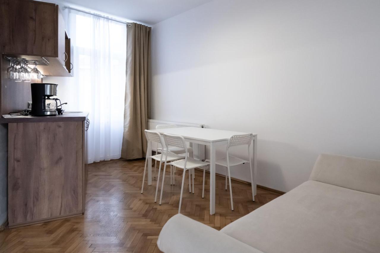 Casa Basarab Brasov Hotel Eksteriør billede