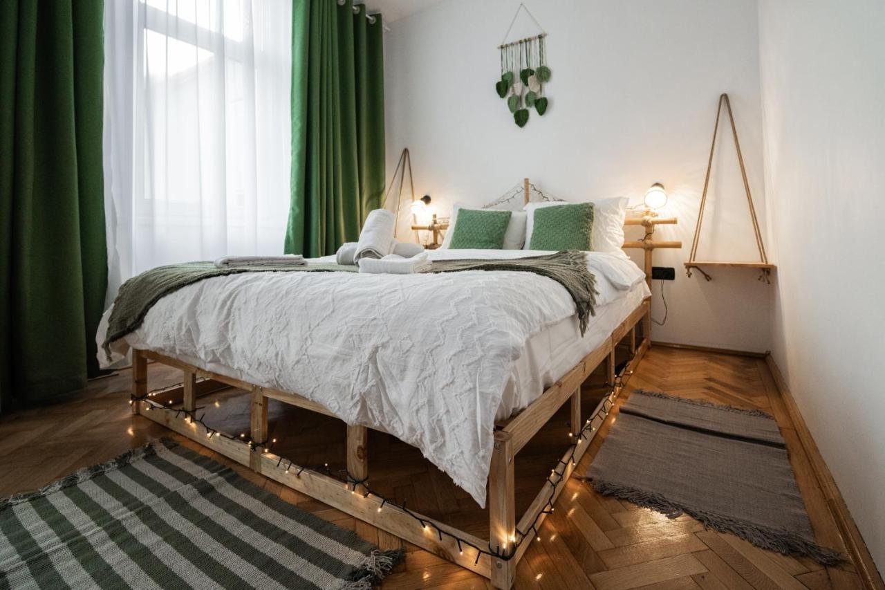 Casa Basarab Brasov Hotel Eksteriør billede